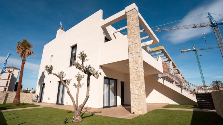 Bungalow - New Build - Pilar de la Horadada - pueblo