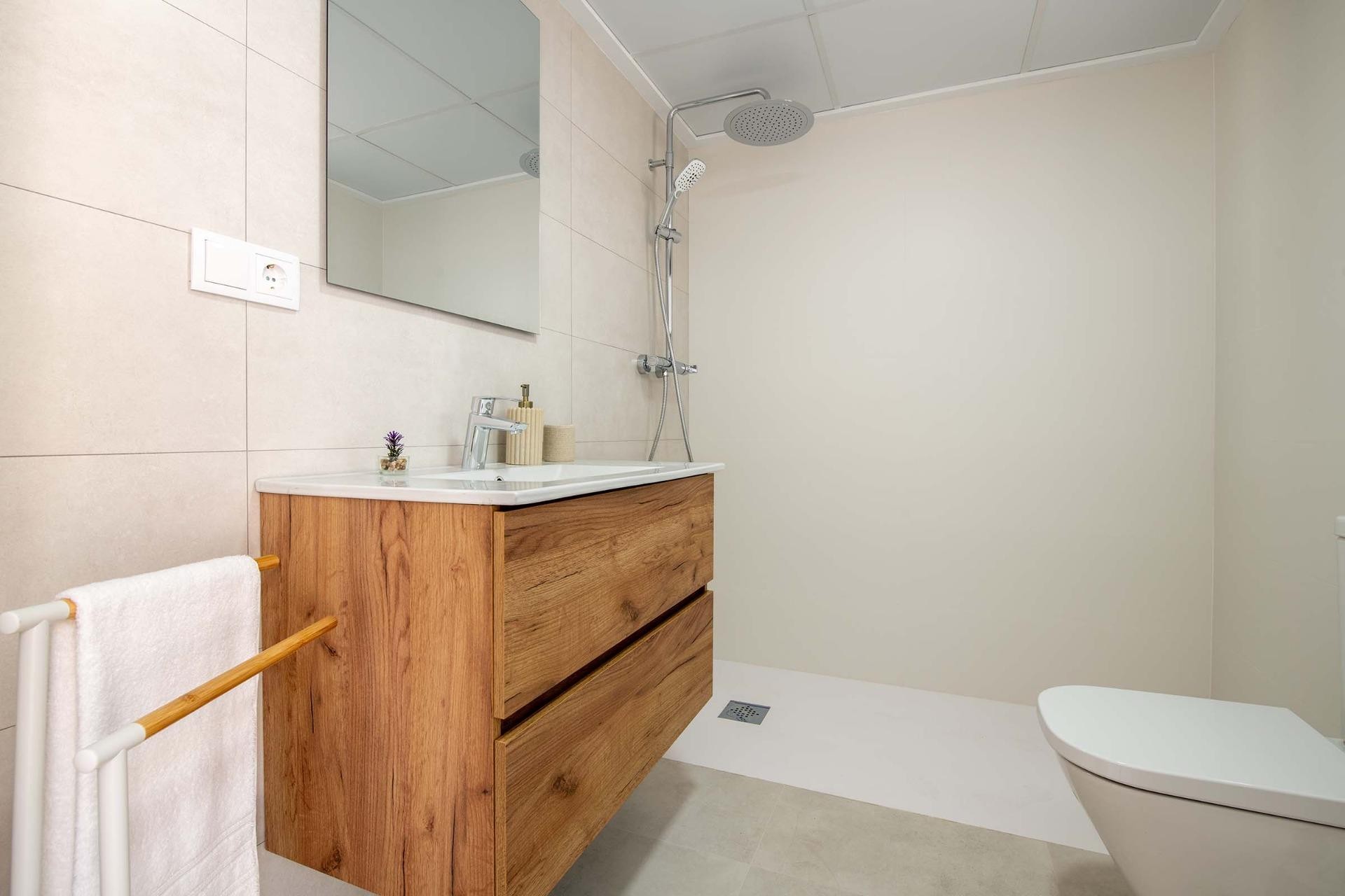 Nueva construcción  - Bungalow - Cox - San Fernando