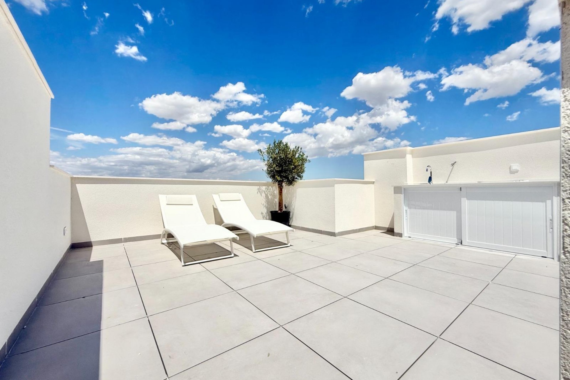Nueva construcción  - Town House - Cox - Sin Zona