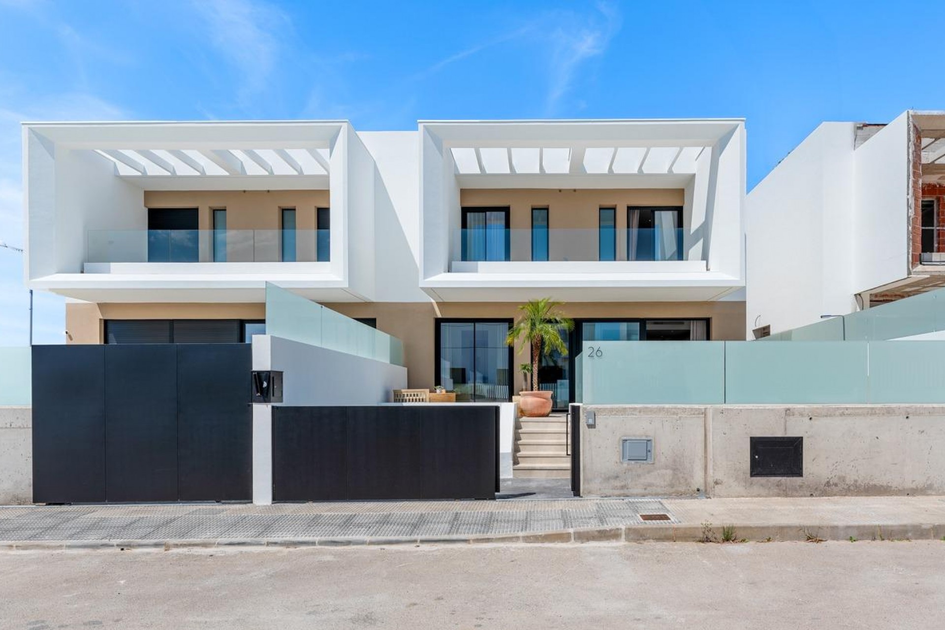 Nueva construcción  - Villa - Dolores - Sector 3