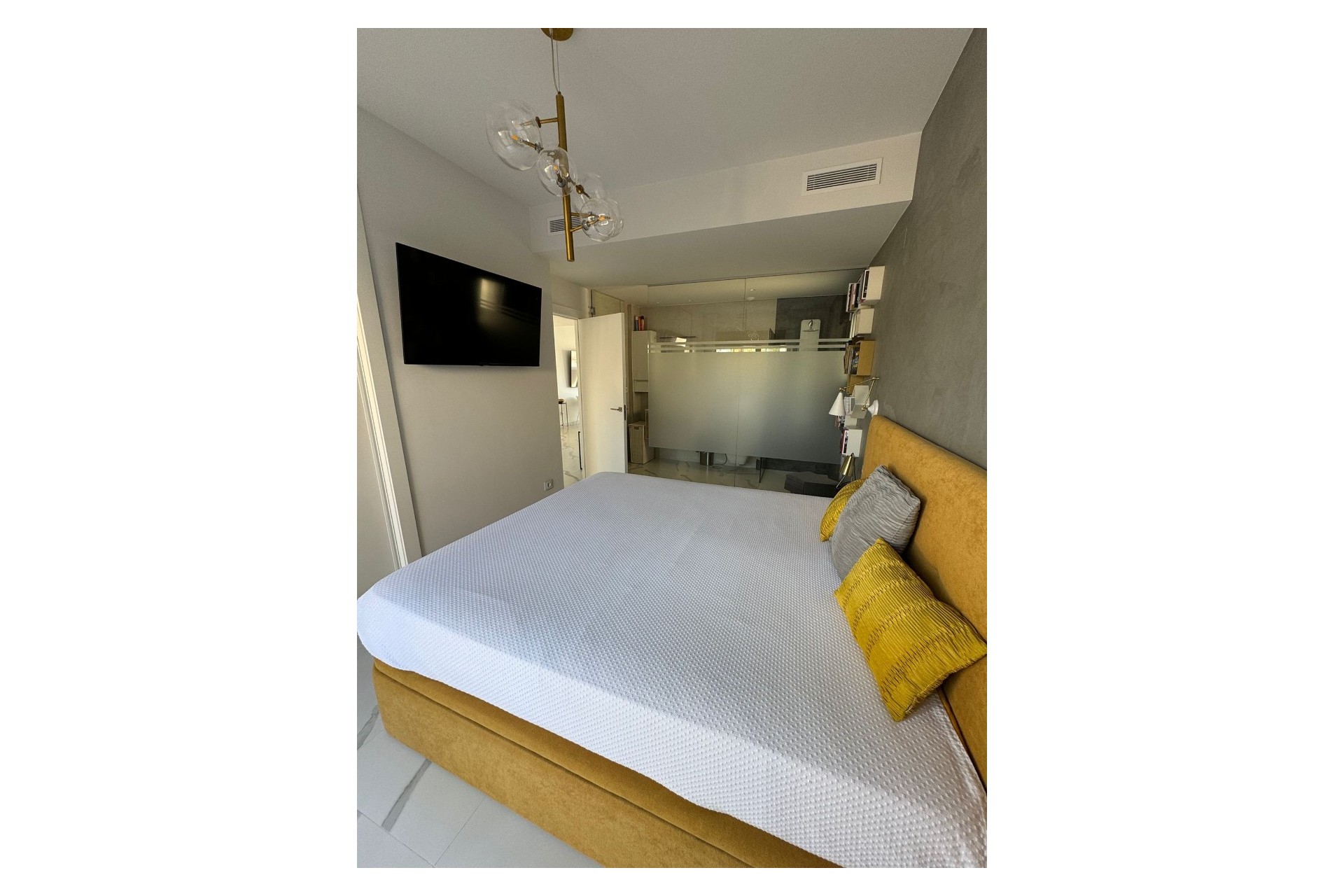 Resale - Bungalow - San Miguel de Salinas