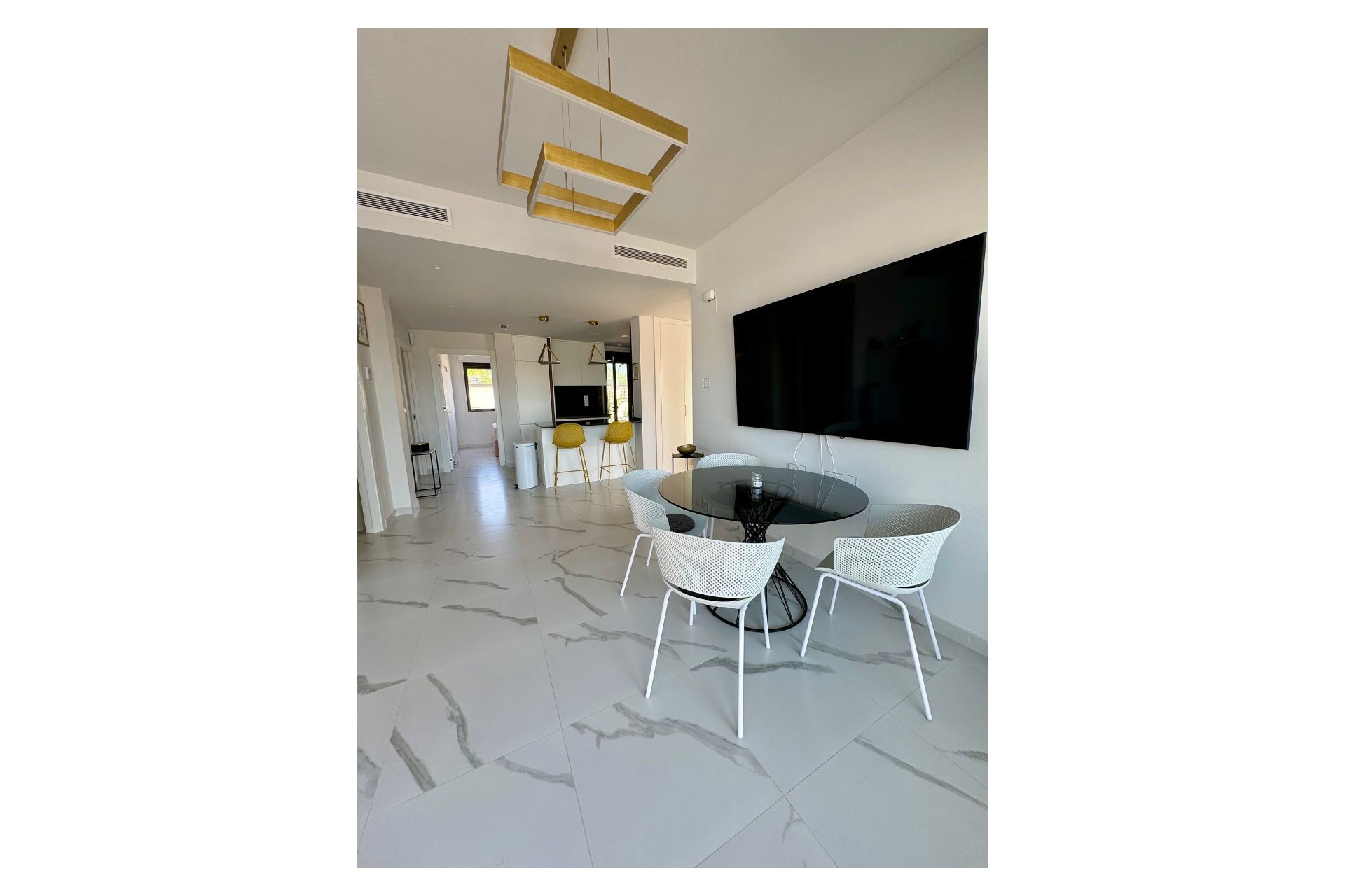 Resale - Bungalow - San Miguel de Salinas