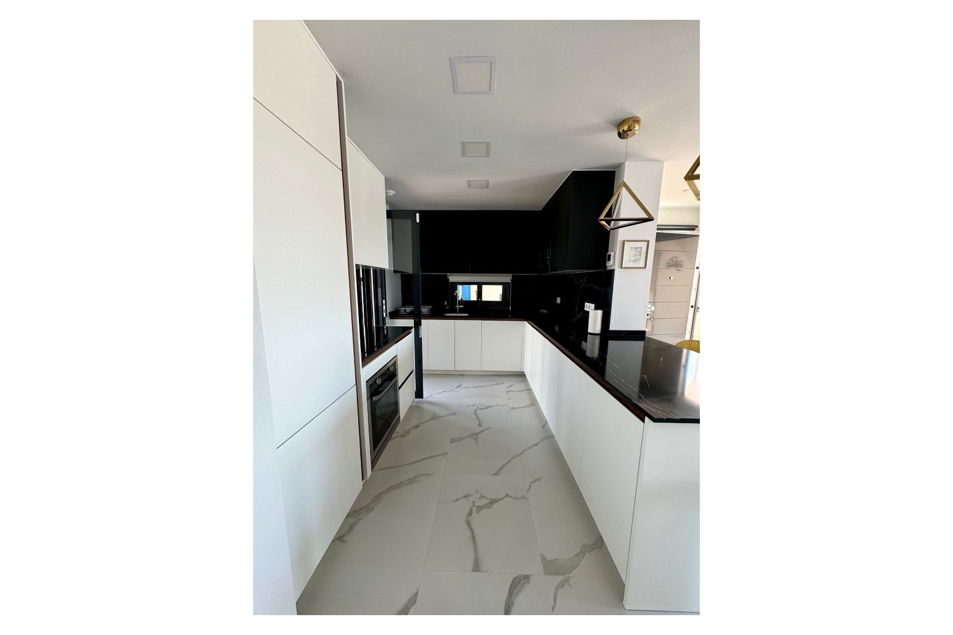 Resale - Bungalow - San Miguel de Salinas