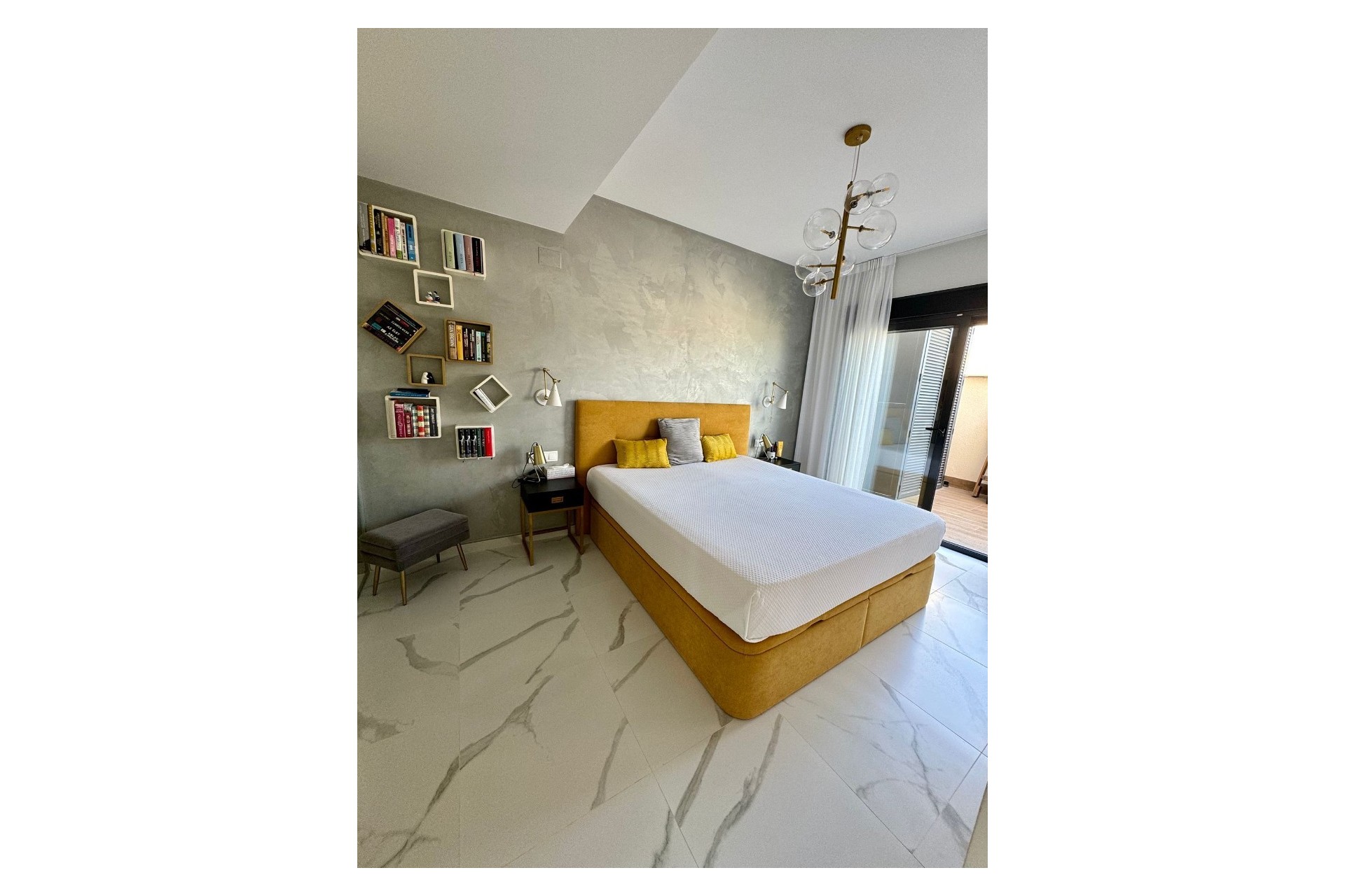 Resale - Bungalow - San Miguel de Salinas