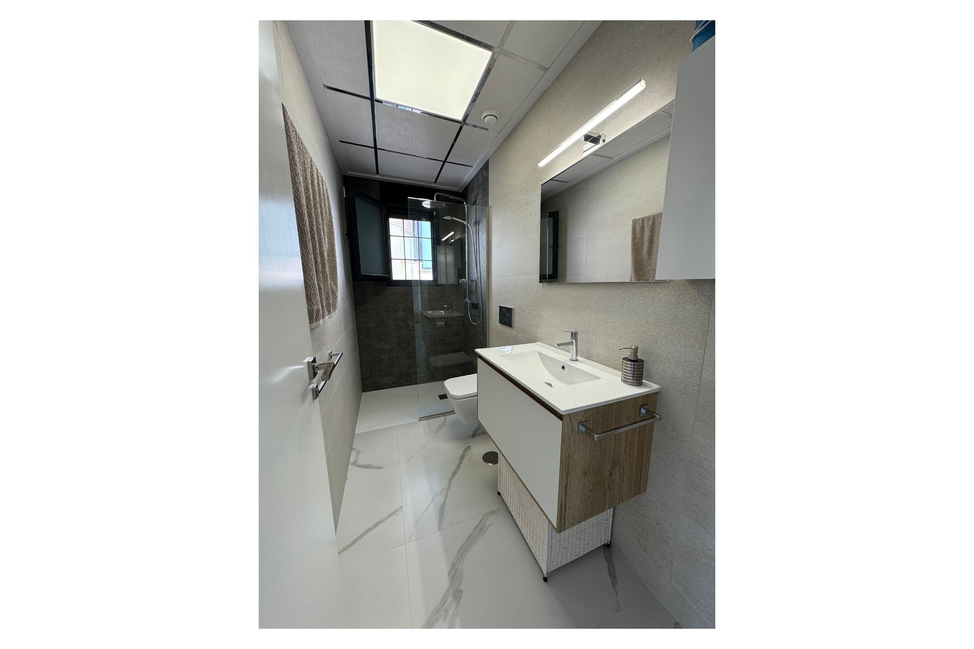 Resale - Bungalow - San Miguel de Salinas
