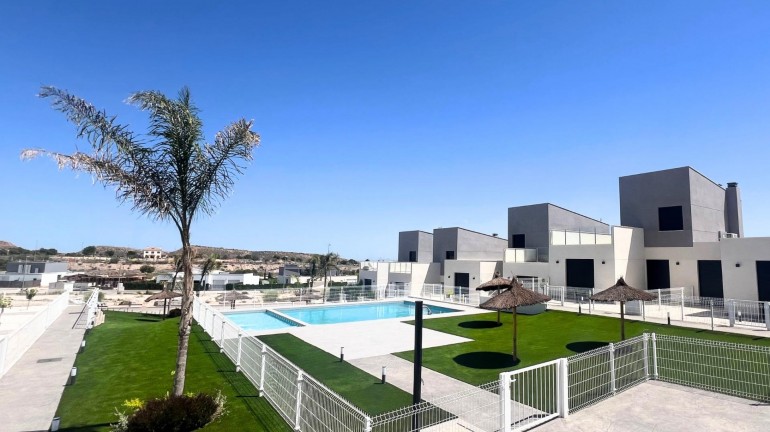 Villa - New Build - BAOS Y MENDIGO - Altaona Golf And Country Village