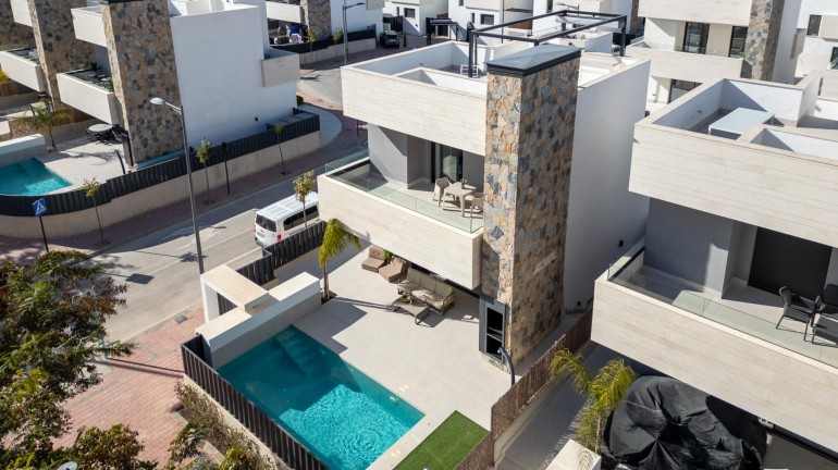 Villa - New Build - Los Alcazares -
                Santa Rosalia Lake and Life Resort