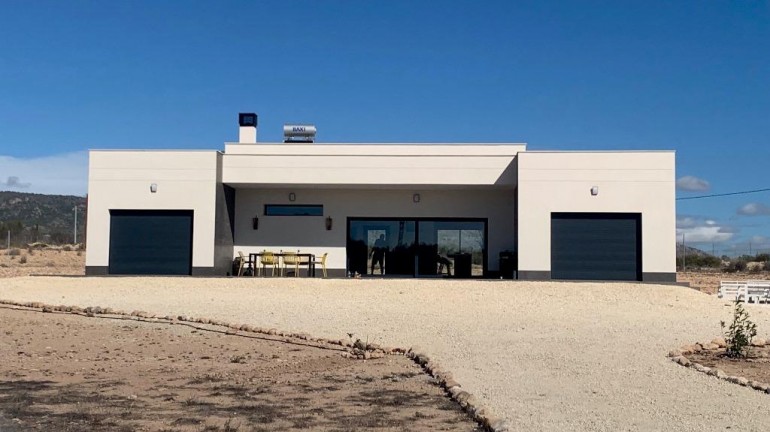 Villa - Nueva construcción  - Pinoso - NB-32330