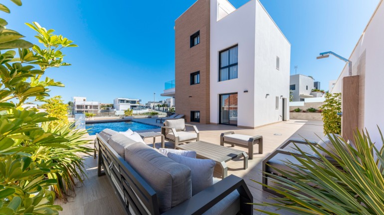 Villa - Resale - Orihuela Costa - Dehesa de campoamor