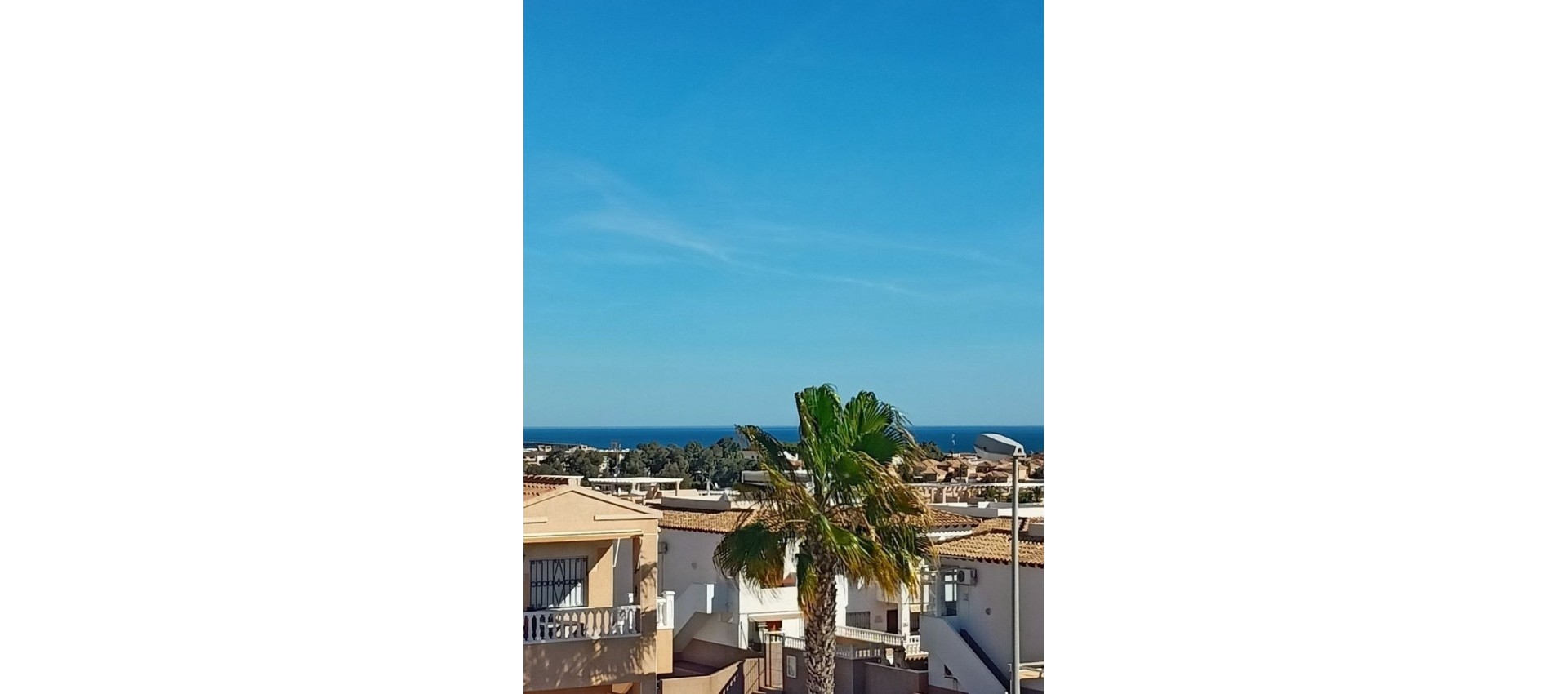 Resale - Villa - Orihuela Costa - Punta Prima