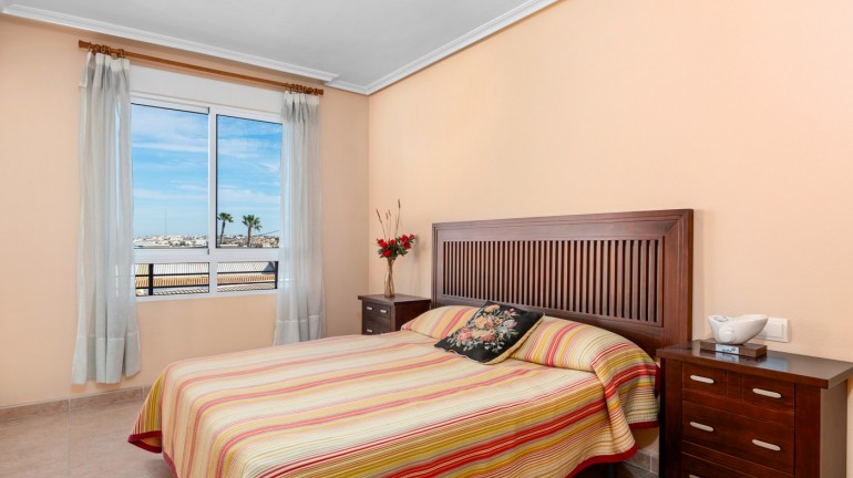 Resale - Apartment / flat - Torrevieja - Torrevieja - Centre