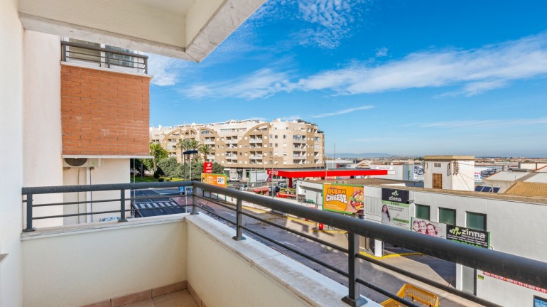 Resale - Apartment / flat - Torrevieja - Torrevieja - Centre