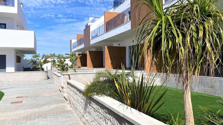 New Build - Bungalow - Pilar de la Horadada - Polideportivo