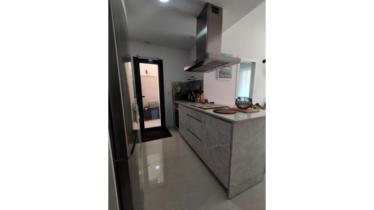 Reventa - Apartamento / piso - Torrevieja