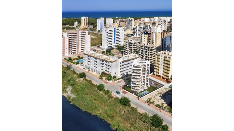 Nouvelle construction - Attique - Guardamar del Segura - Avenida del Puerto