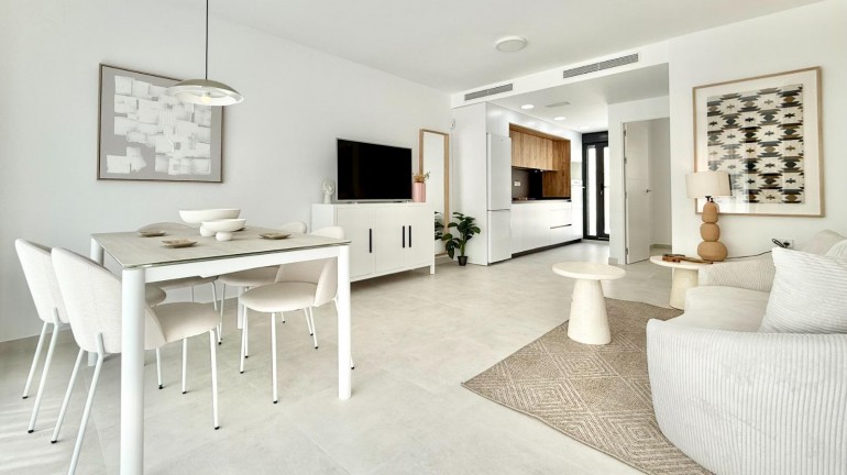 New Build - Town House - Cox - Sin Zona