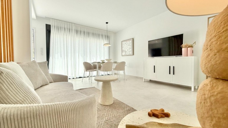 New Build - Town House - Cox - Sin Zona
