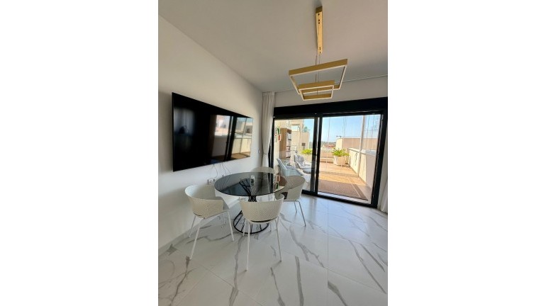 Resale - Bungalow - San Miguel de Salinas