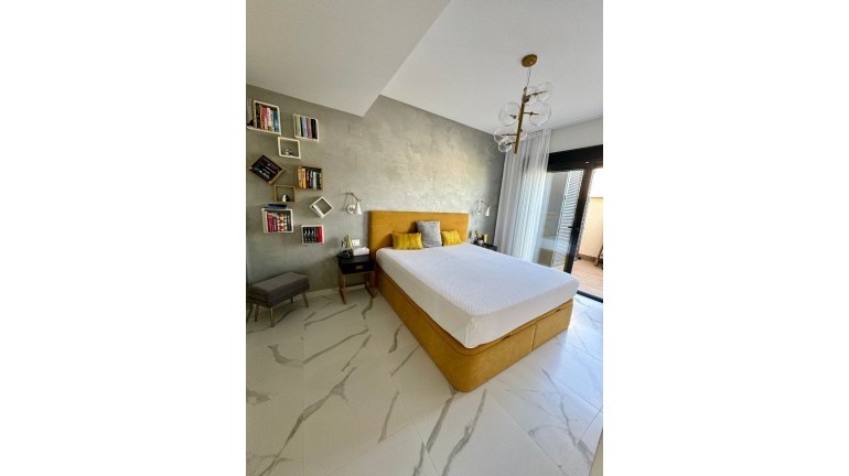 Resale - Bungalow - San Miguel de Salinas