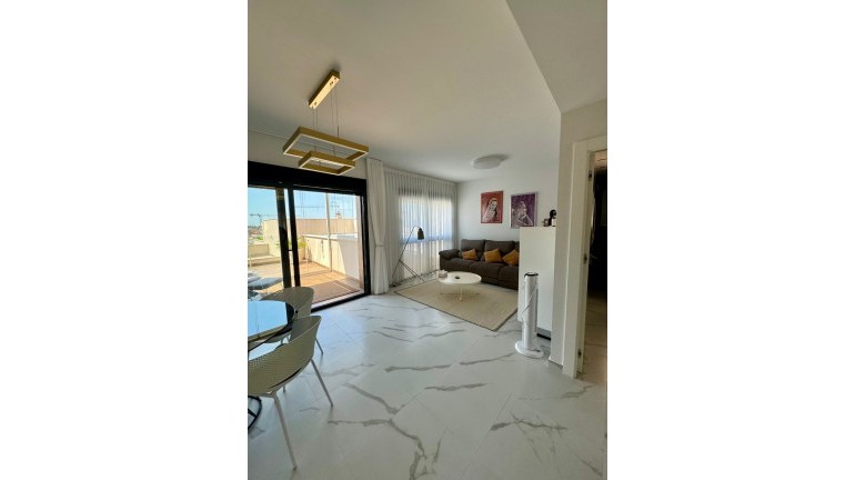 Resale - Bungalow - San Miguel de Salinas