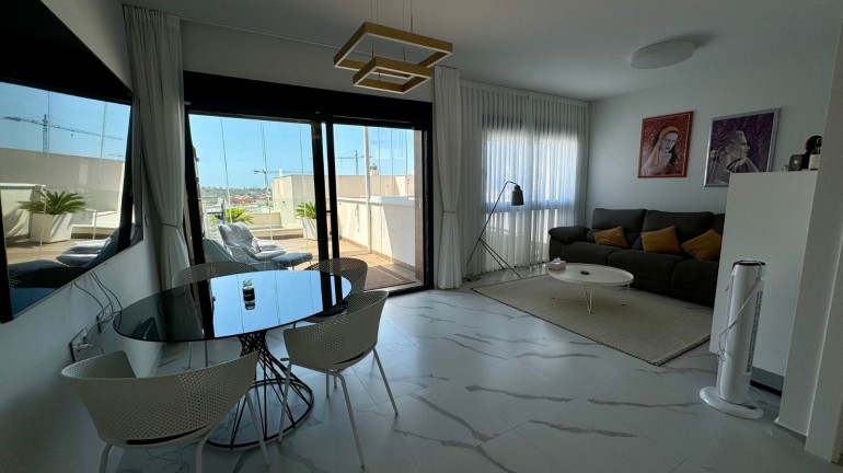 Resale - Bungalow - San Miguel de Salinas