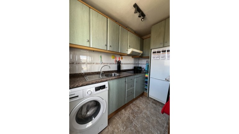Resale - Apartment / flat - Torrevieja - Torrevieja - Centre