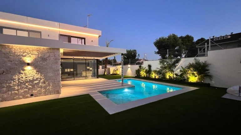 Nueva construcción  - Town House - Orihuela Costa - Montezenia