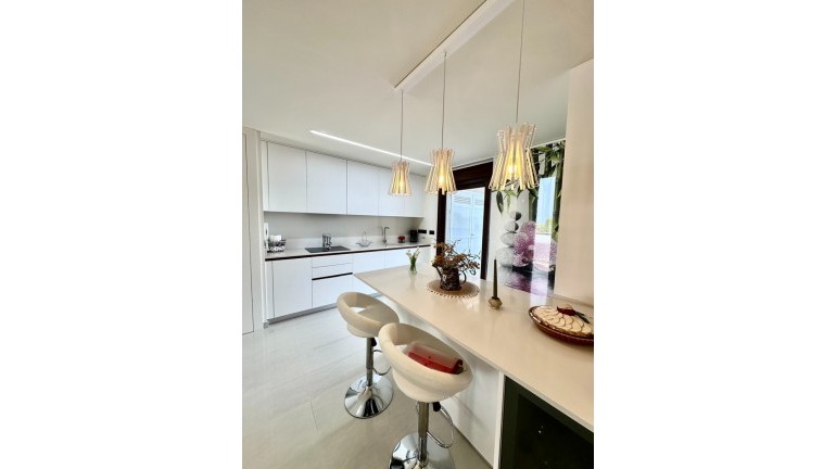 Resale - Bungalow - Torrevieja - Torrevieja - Los Balcones