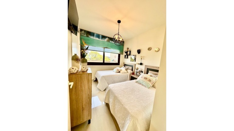 Resale - Bungalow - Torrevieja - Torrevieja - Los Balcones