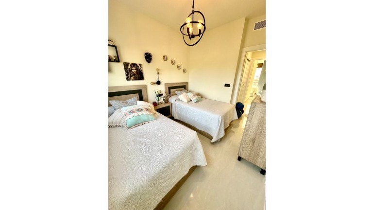 Resale - Bungalow - Torrevieja - Torrevieja - Los Balcones