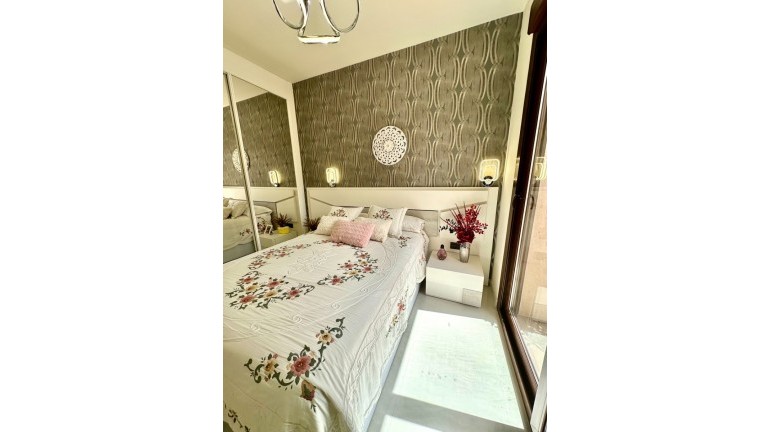 Resale - Bungalow - Torrevieja - Torrevieja - Los Balcones