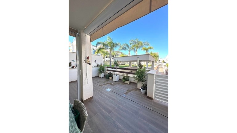 Resale - Bungalow - Torrevieja - Torrevieja - Los Balcones