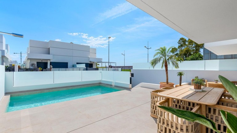 Nueva construcción  - Villa - Dolores - Sector 3