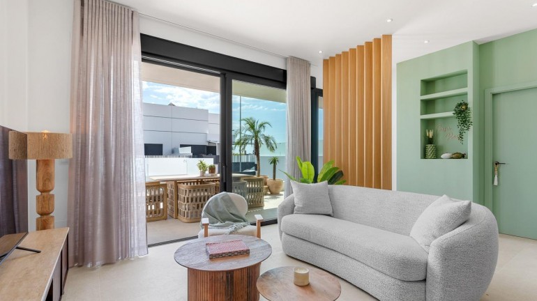 Nueva construcción  - Villa - Dolores - Sector 3