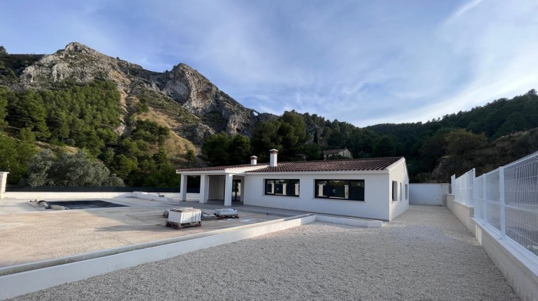Nueva construcción  - Villa - Penaguila - El Olivar