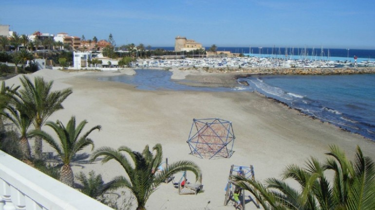 Nueva construcción  - Villa - Pilar de la Horadada - pueblo