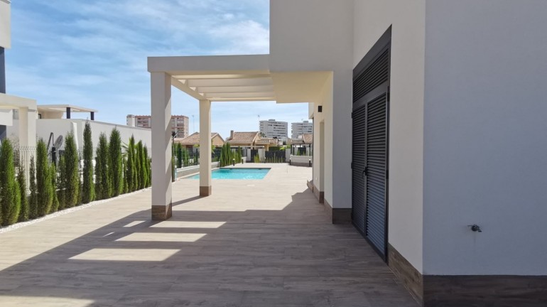 Nouvelle construction - Villa - La Manga del Mar Menor - Playa Honda