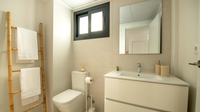 New Build - Bungalow - Cox - San Fernando