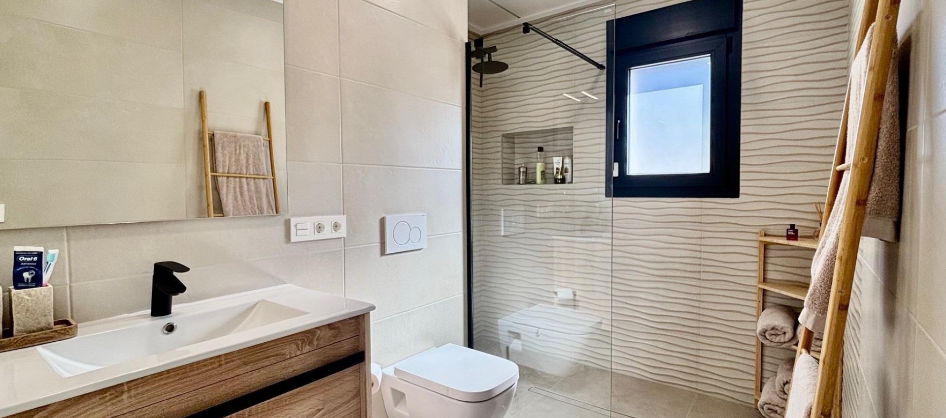 Nueva construcción  - Villa - Rafal - polideportivo