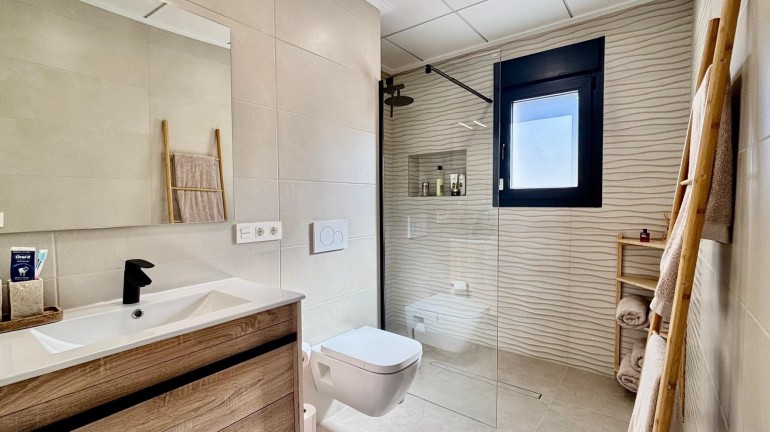 Nueva construcción  - Villa - Rafal - polideportivo