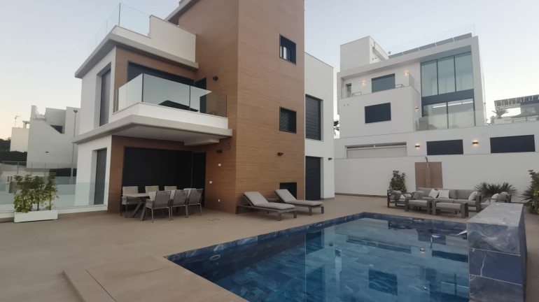 Reventa - Villa - Orihuela Costa - Dehesa de campoamor
