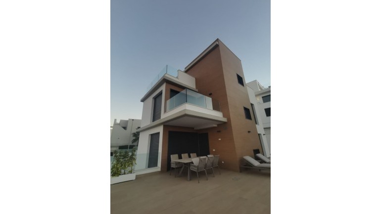 Reventa - Villa - Orihuela Costa - Dehesa de campoamor