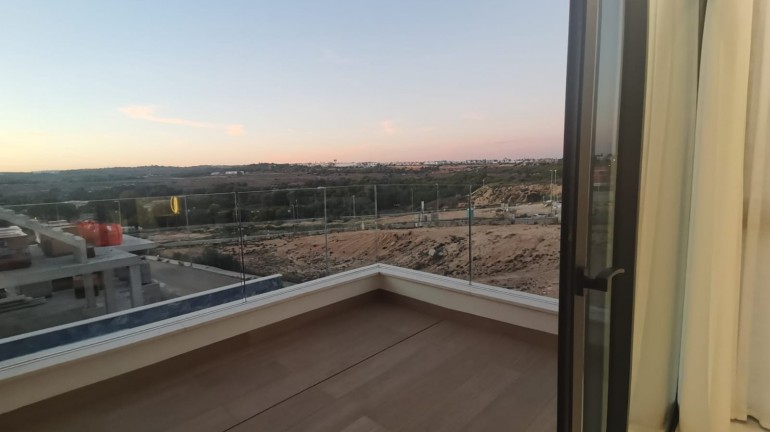 Reventa - Villa - Orihuela Costa - Dehesa de campoamor