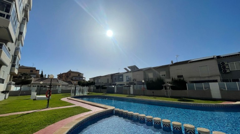 Reventa - Apartamento / piso - Torrevieja - Nueva Torrevieja - Aguas Nuevas