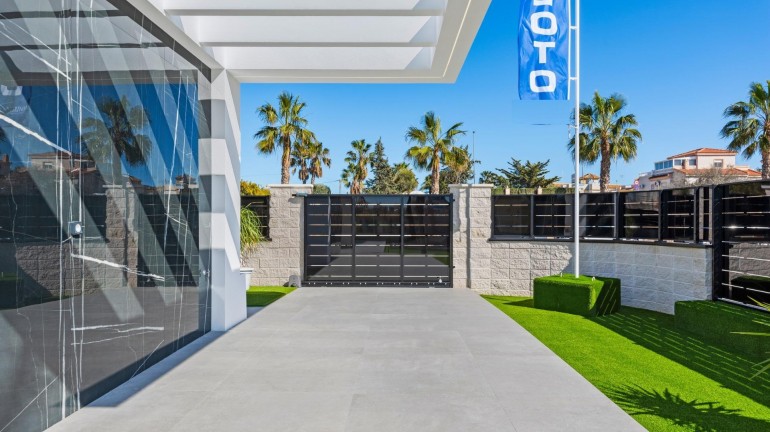 Nueva construcción  - Villa - Algorfa - La Finca Golf