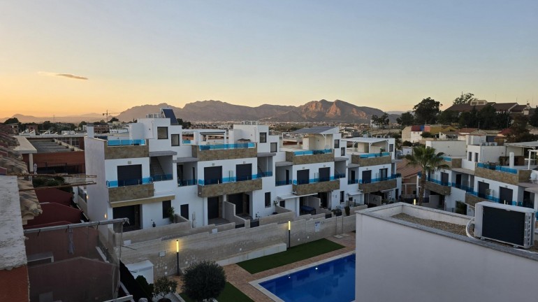 Nouvelle construction - Town House - Bigastro - pueblo