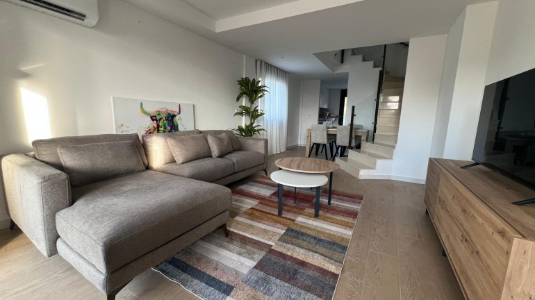 New Build - Town House - La Union - centro