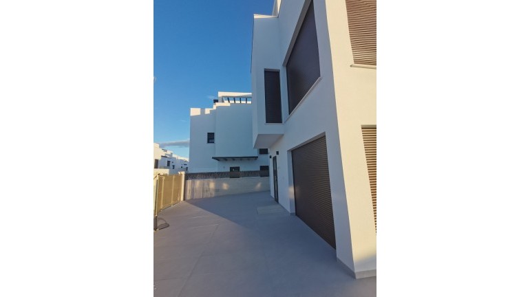 Nueva construcción  - Villa - Los Montesinos - La Herrada