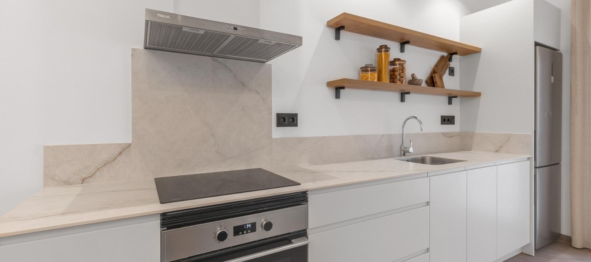 New Build - Apartment / flat - Torrevieja - Playa Los Naufragos