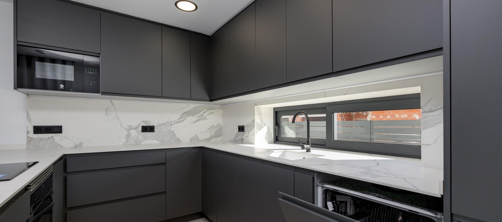 Nueva construcción  - Villa - Torrevieja - Sector 25